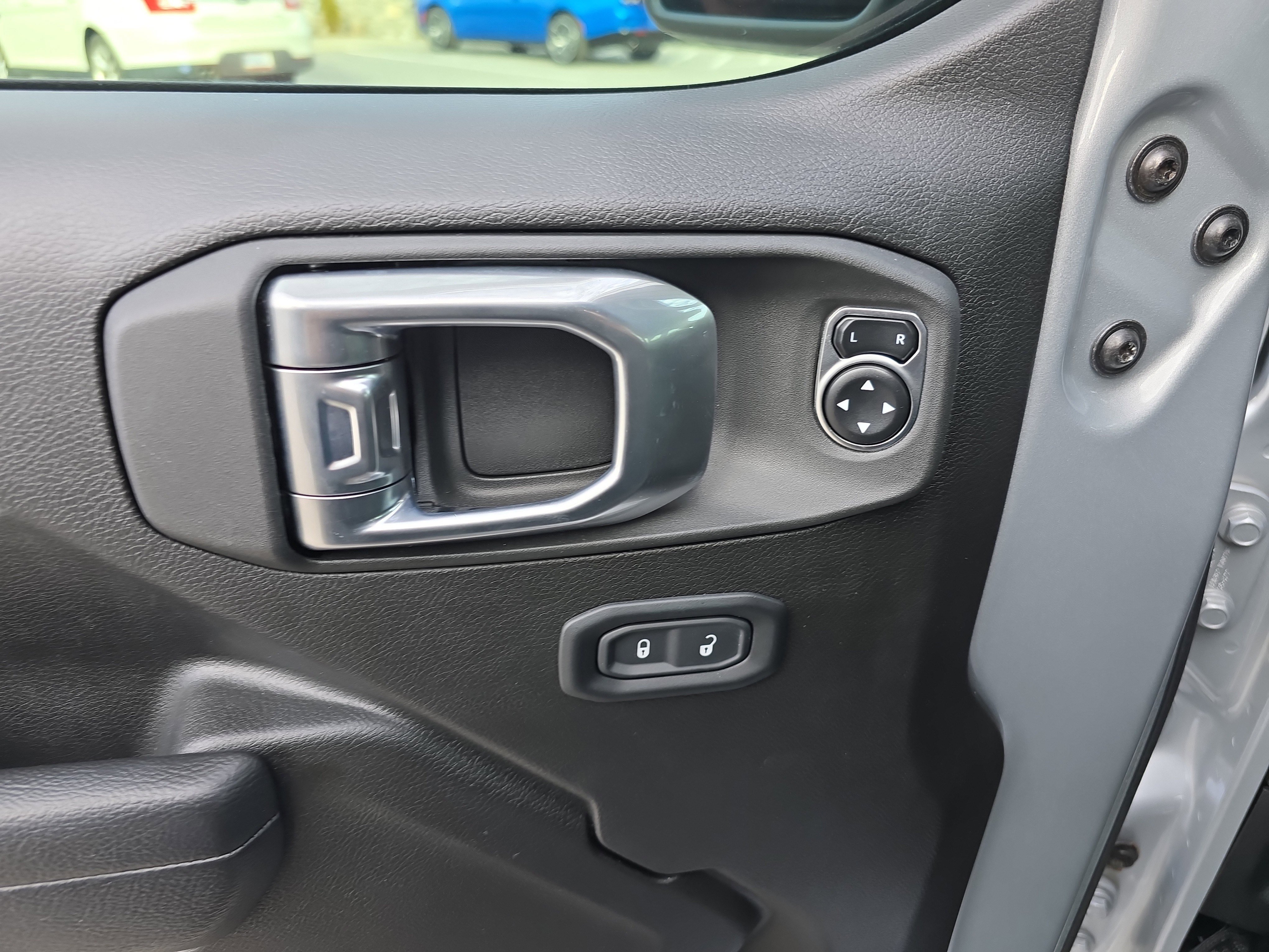 Used 2024 Jeep Wrangler Willys image 22