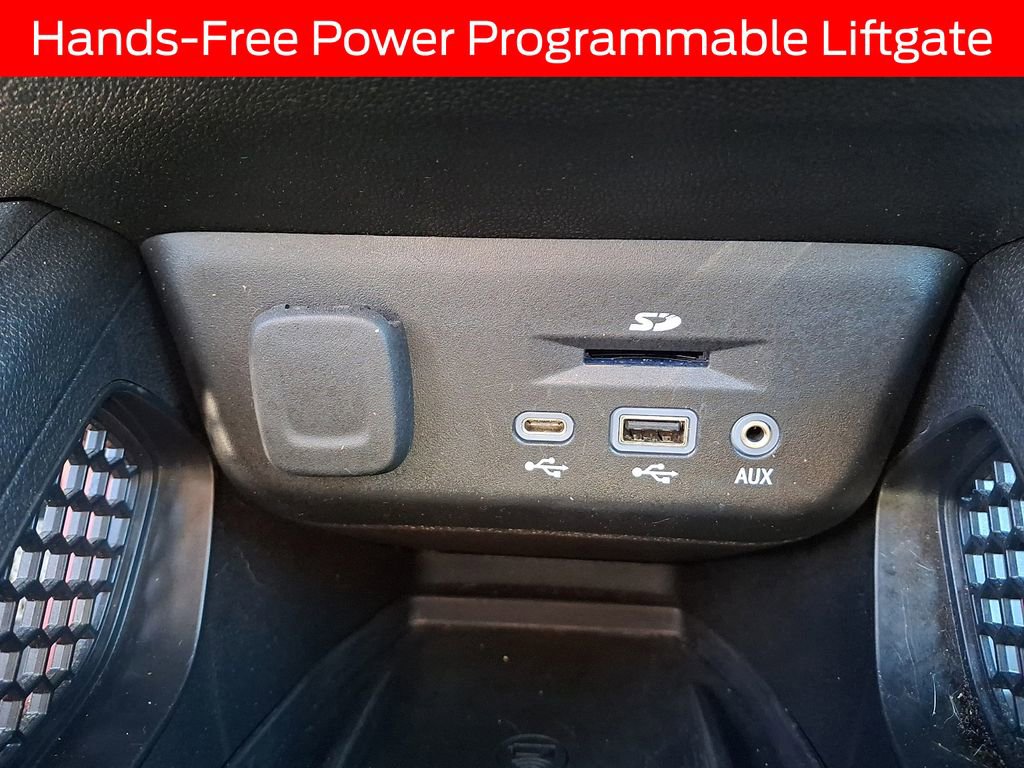 Used 2021 Chevrolet TrailBlazer RS w/ Sun and Liftgate Package AWD/4WD image 23