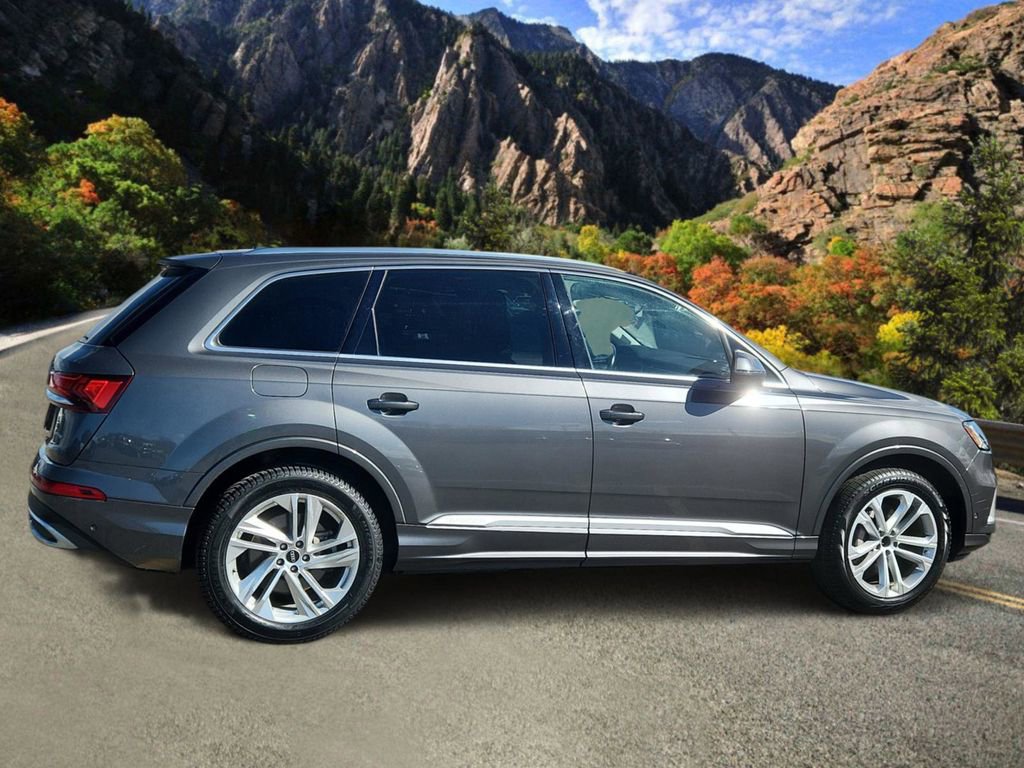 Used 2021 Audi Q7 3.0T Premium Plus w/ Executive Package image 2