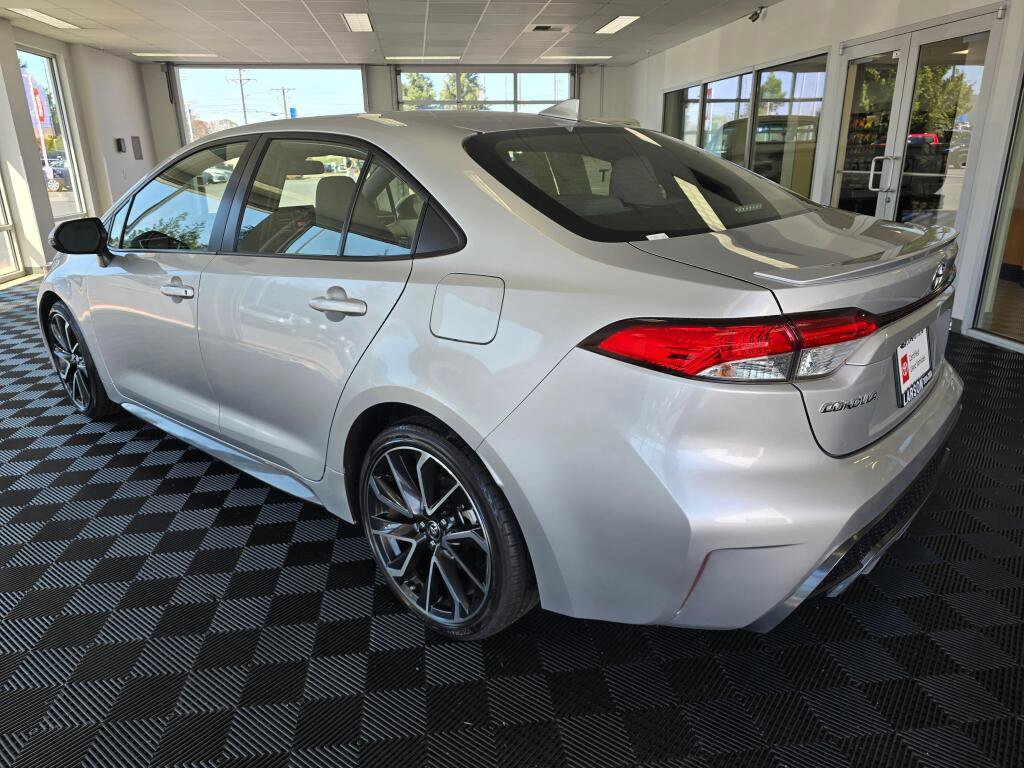 Certified 2020 Toyota Corolla SE FWD image 5