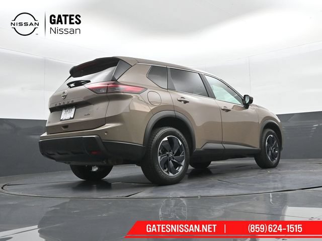 Used 2025 Nissan Rogue SV AWD/4WD image 33