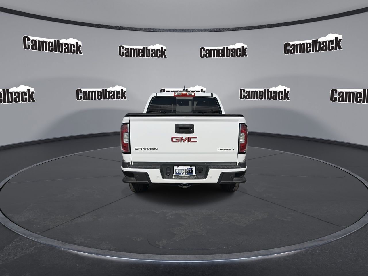 Used 2020 GMC Canyon Denali RWD image 6