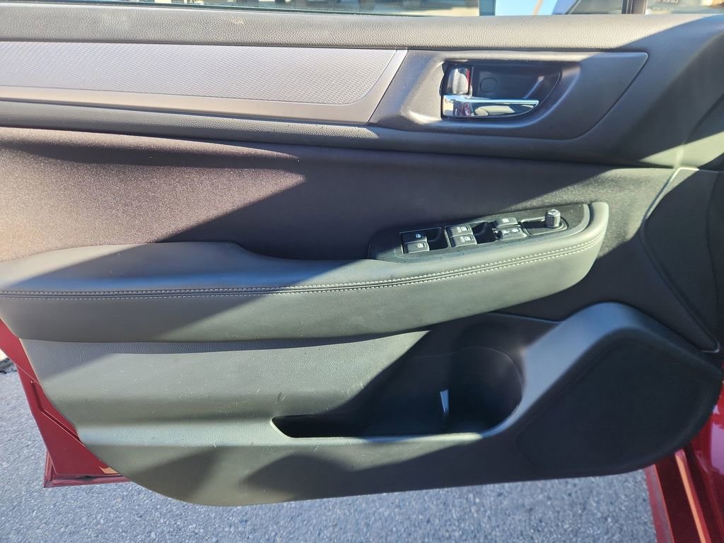 Used 2017 Subaru Legacy 2.5i Premium w/ Moonroof Package image 11