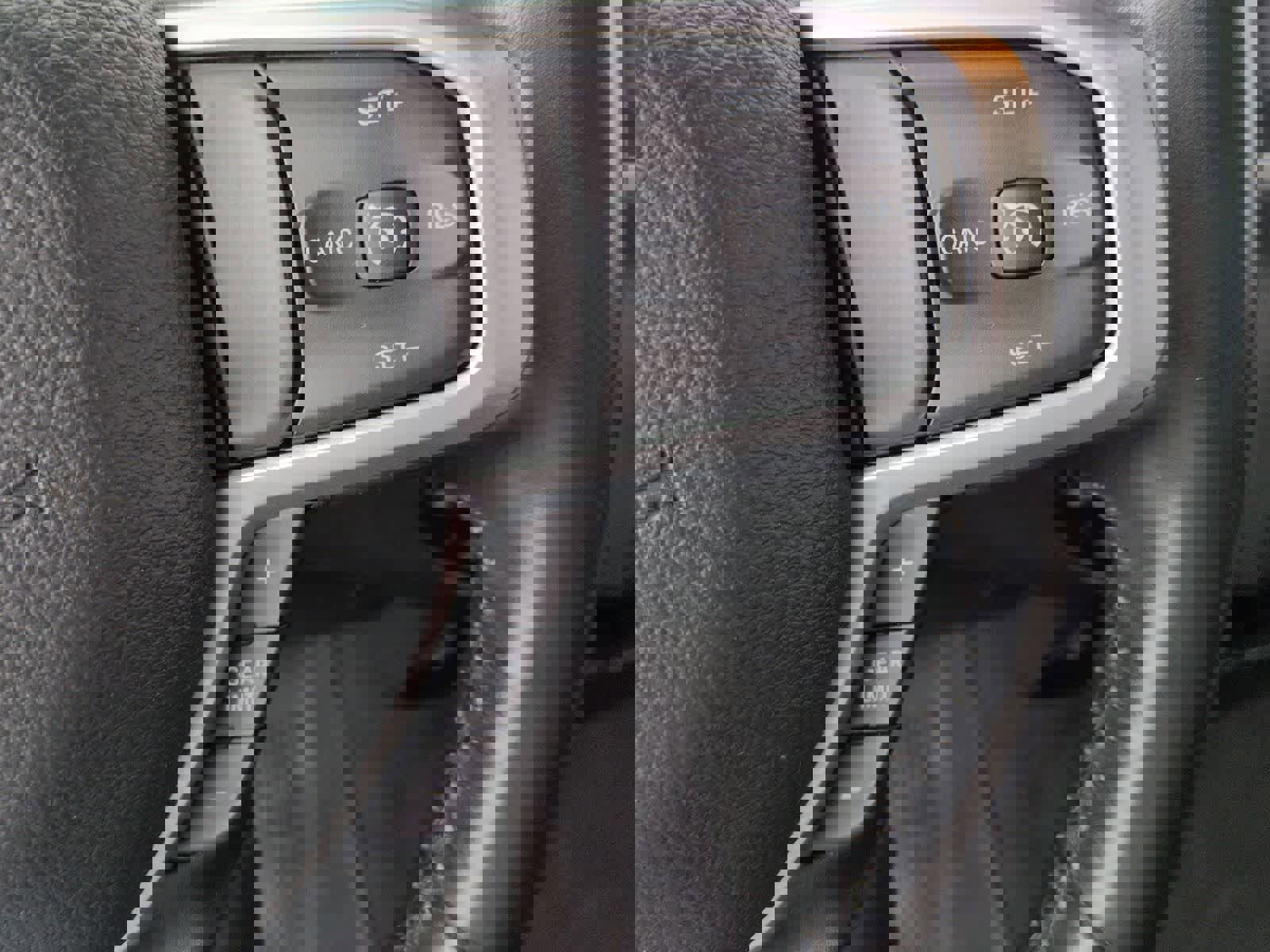 Certified 2022 RAM 1500 Big Horn image 24