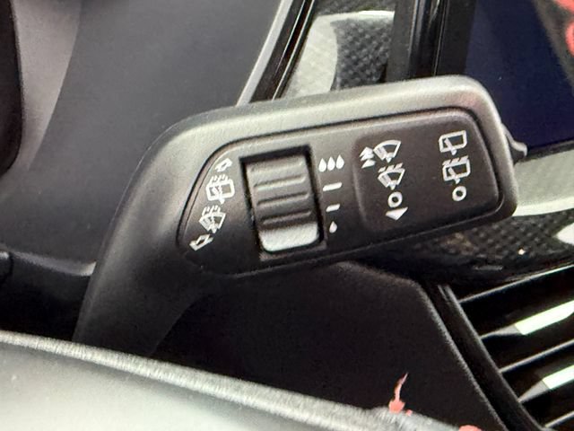Used 2025 Ford Escape ST-Line w/ Tech Pack #1 FWD image 13
