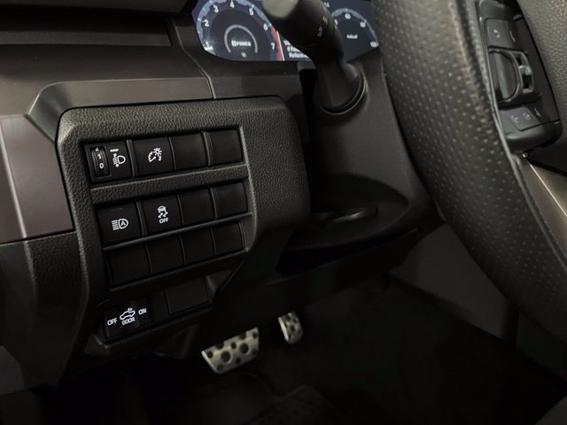 Used 2025 Toyota Tacoma TRD Sport AWD/4WD image 15