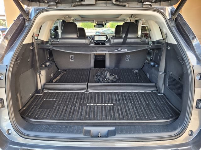 Used 2021 Toyota Highlander Platinum AWD/4WD image 33