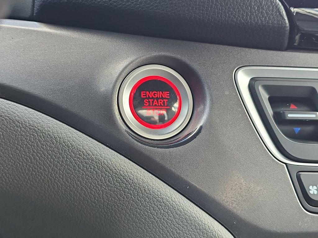 Used 2017 Honda Ridgeline RTL-T image 18