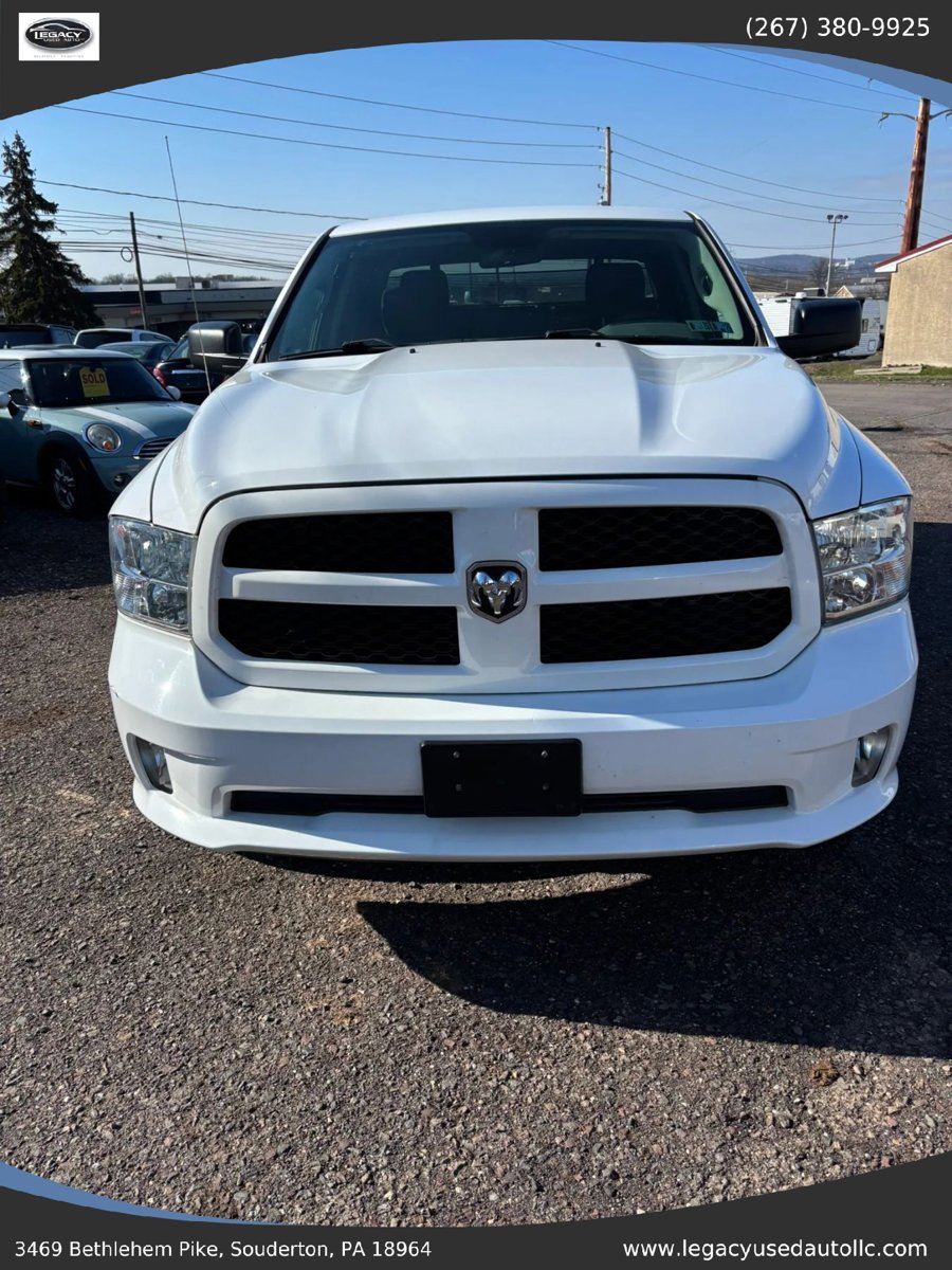 Used 2018 RAM 1500 Express w/ Express Value Package AWD/4WD image 2