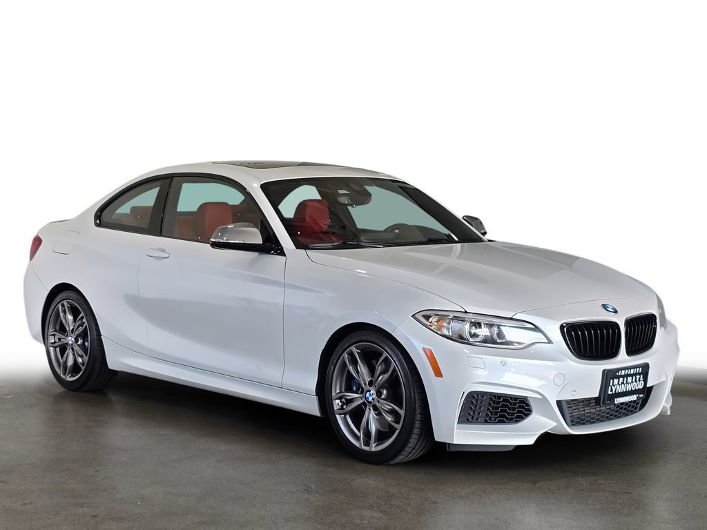 Used 2016 BMW M235i Coupe RWD image 3
