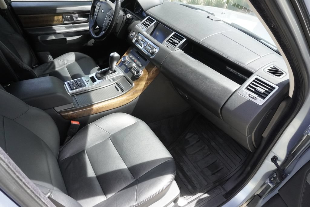 Used 2013 Land Rover Range Rover Sport HSE AWD/4WD image 22