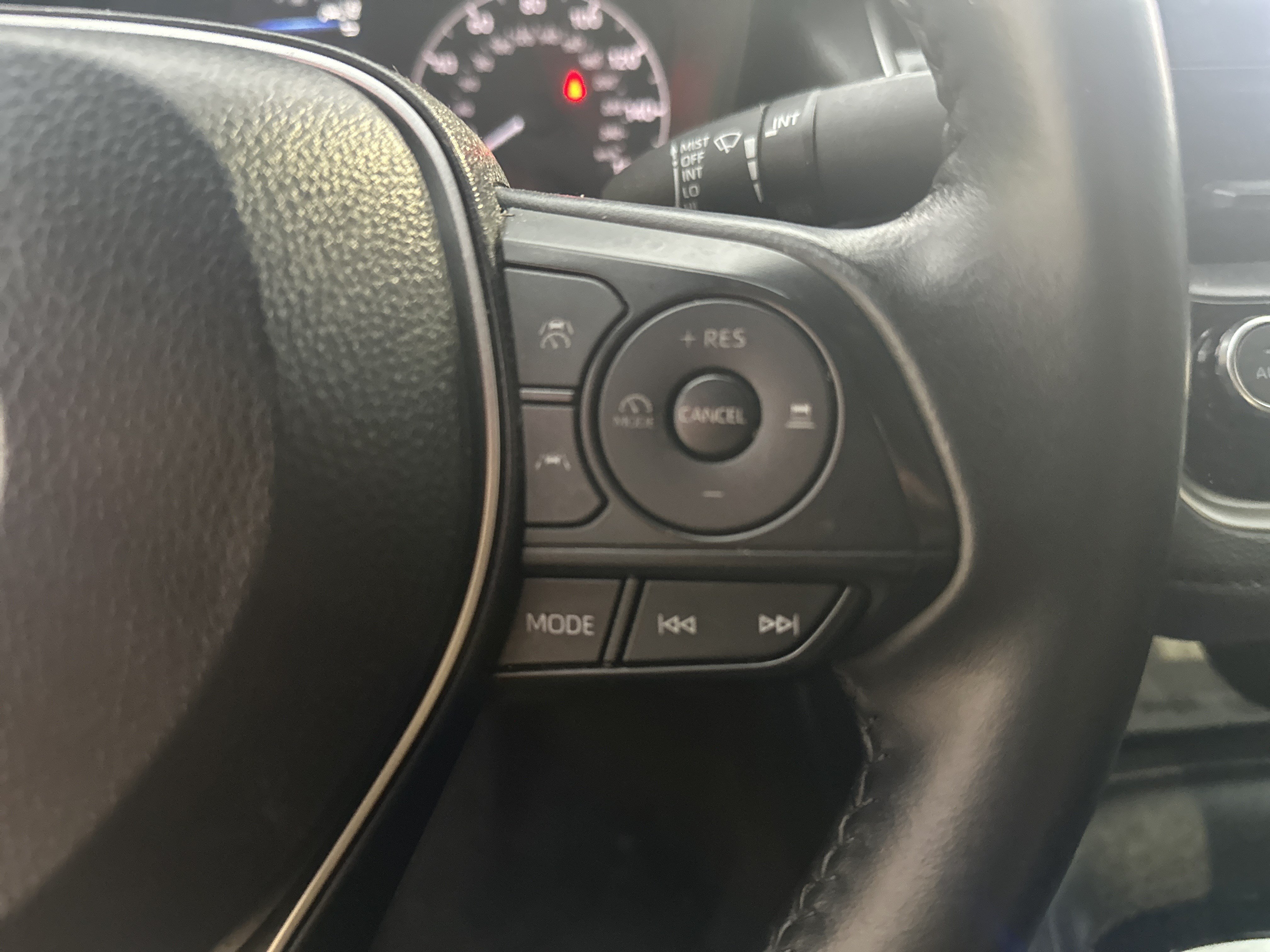 Used 2025 Toyota Corolla SE FWD image 19