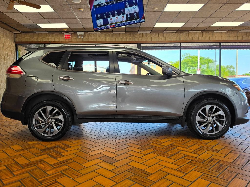 Used 2016 Nissan Rogue SL w/ SL Premium Package AWD/4WD image 7