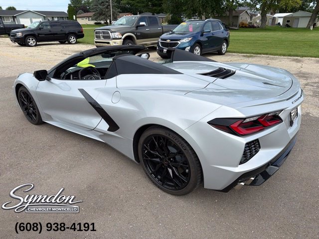 Used 2026 Chevrolet Corvette Stingray Convertible RWD image 6