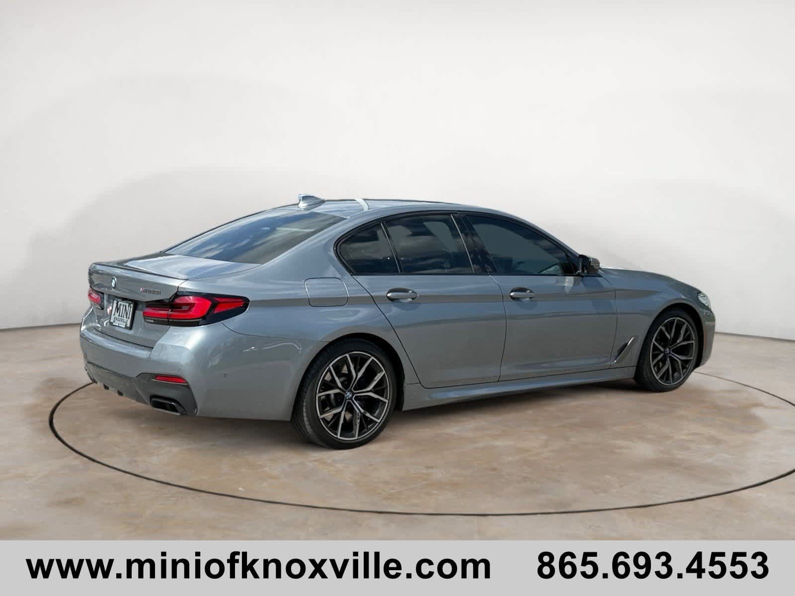 Used 2023 BMW M550i xDrive AWD/4WD image 3