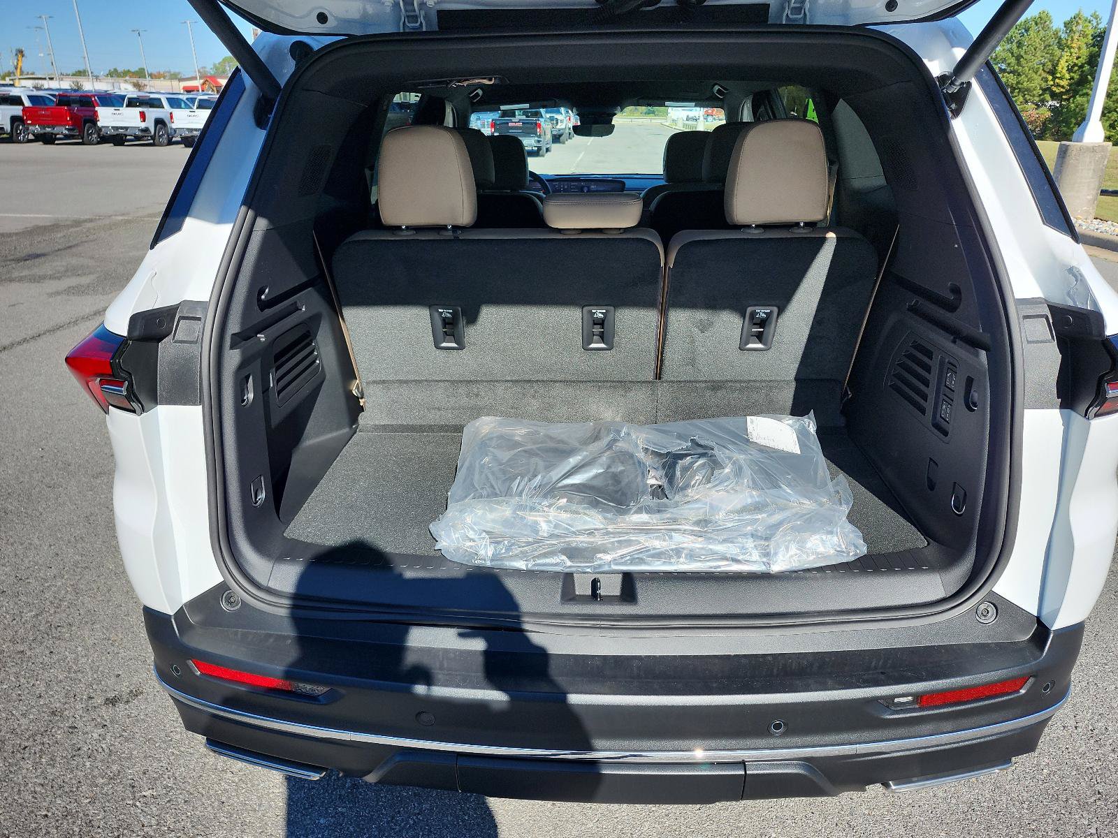 New 2026 Buick Enclave Preferred w/ Power Package FWD image 7