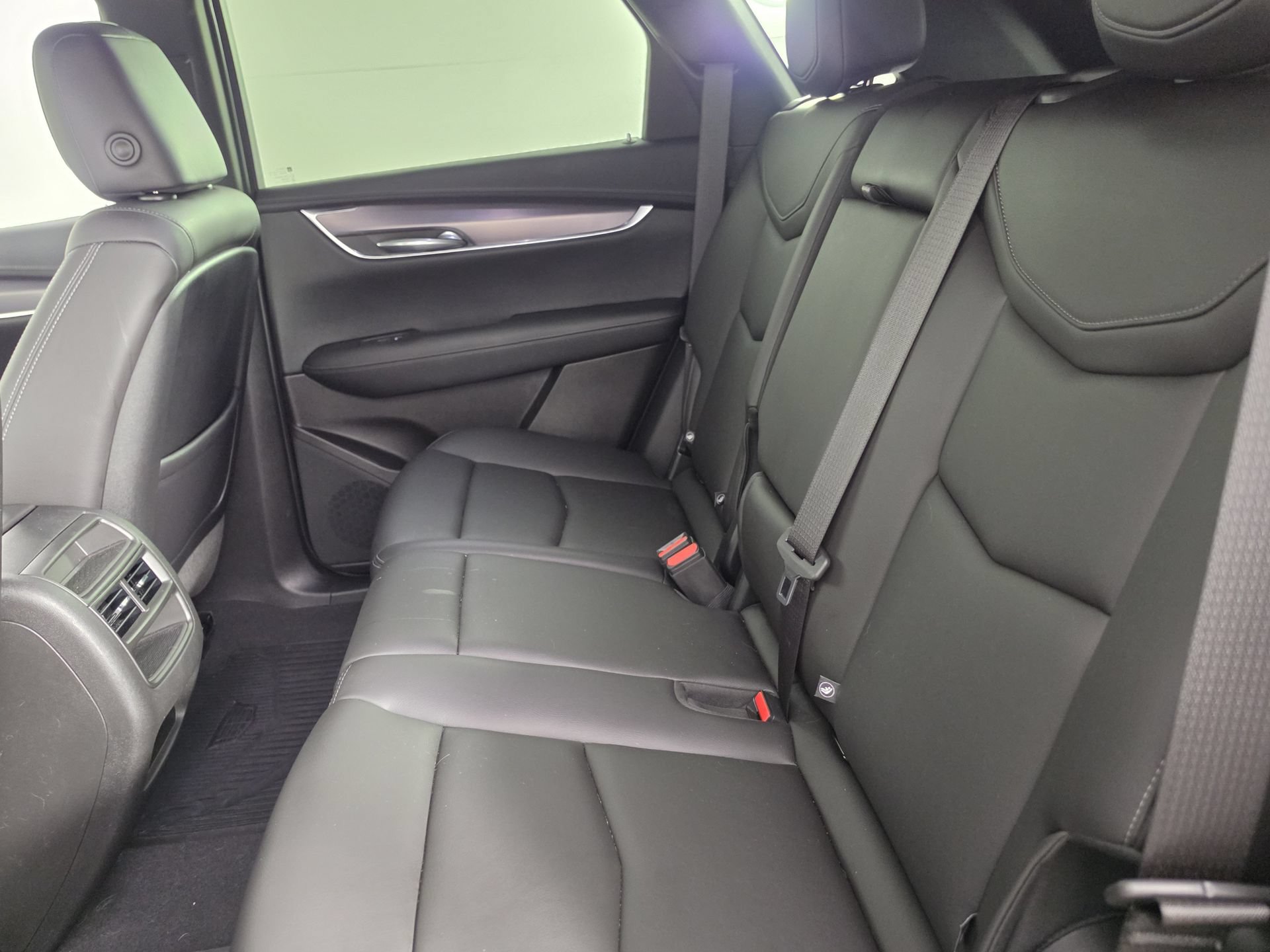 Used 2022 Cadillac XT5 Luxury AWD/4WD image 28