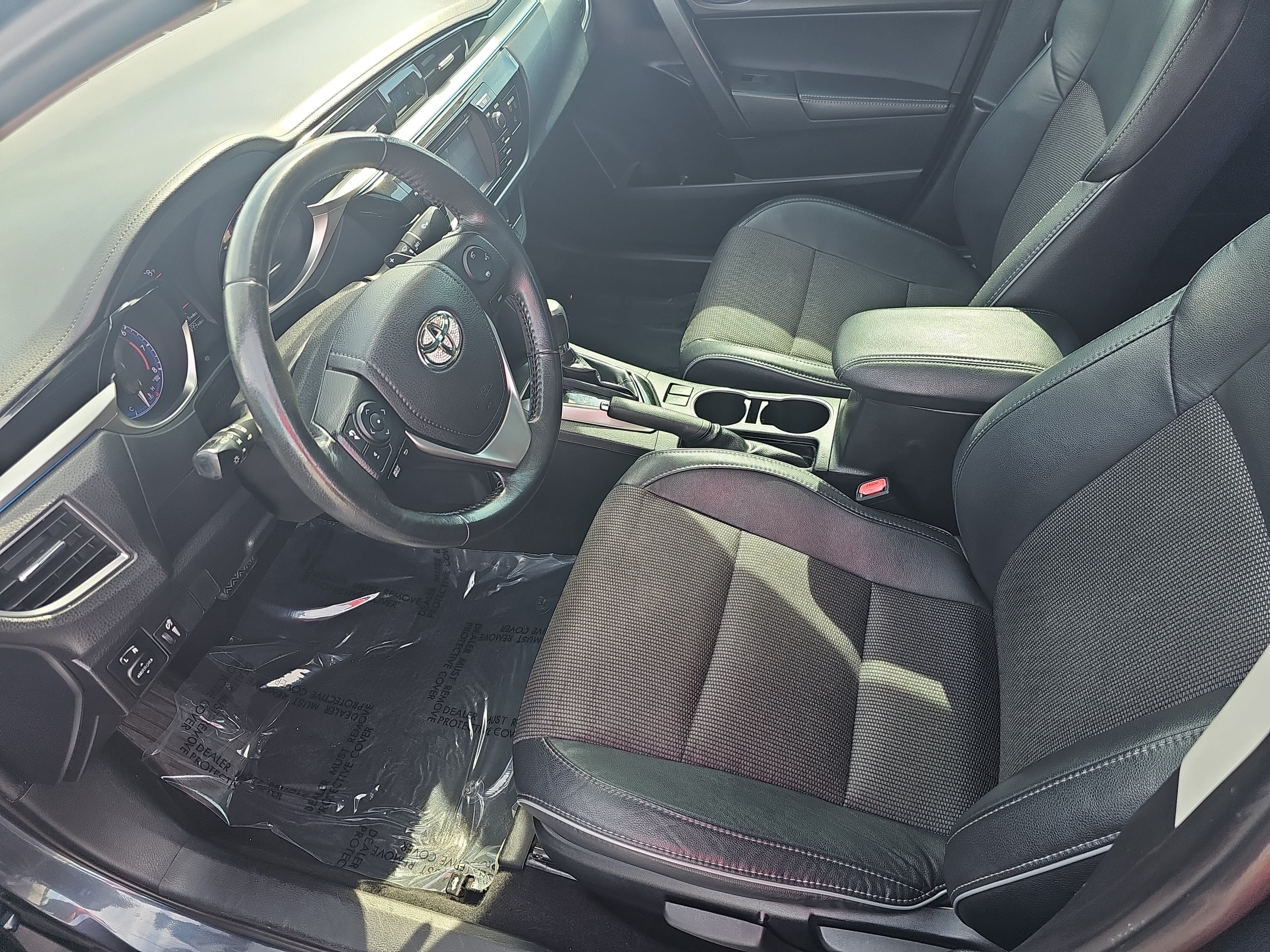 Used 2015 Toyota Corolla S FWD image 15