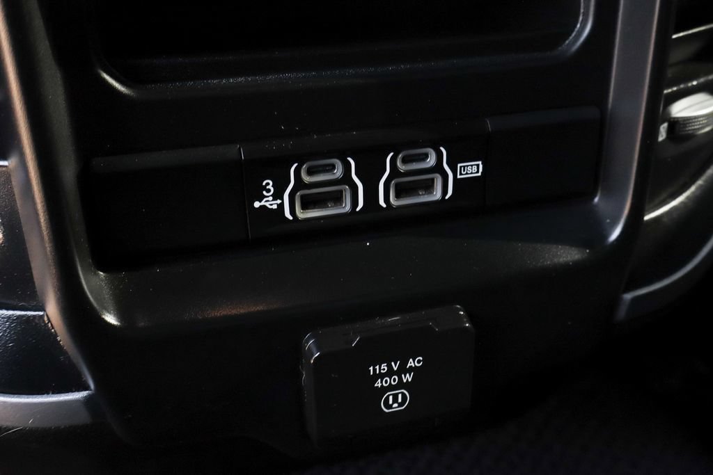 Used 2020 RAM 2500 Laramie w/ Night Edition AWD/4WD image 47