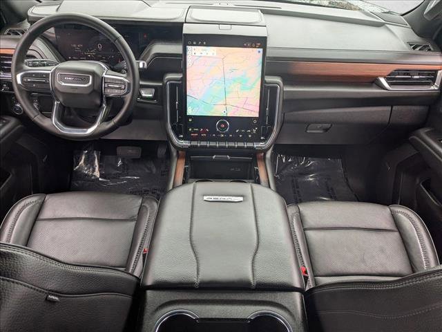 Used 2025 GMC Yukon Denali image 17