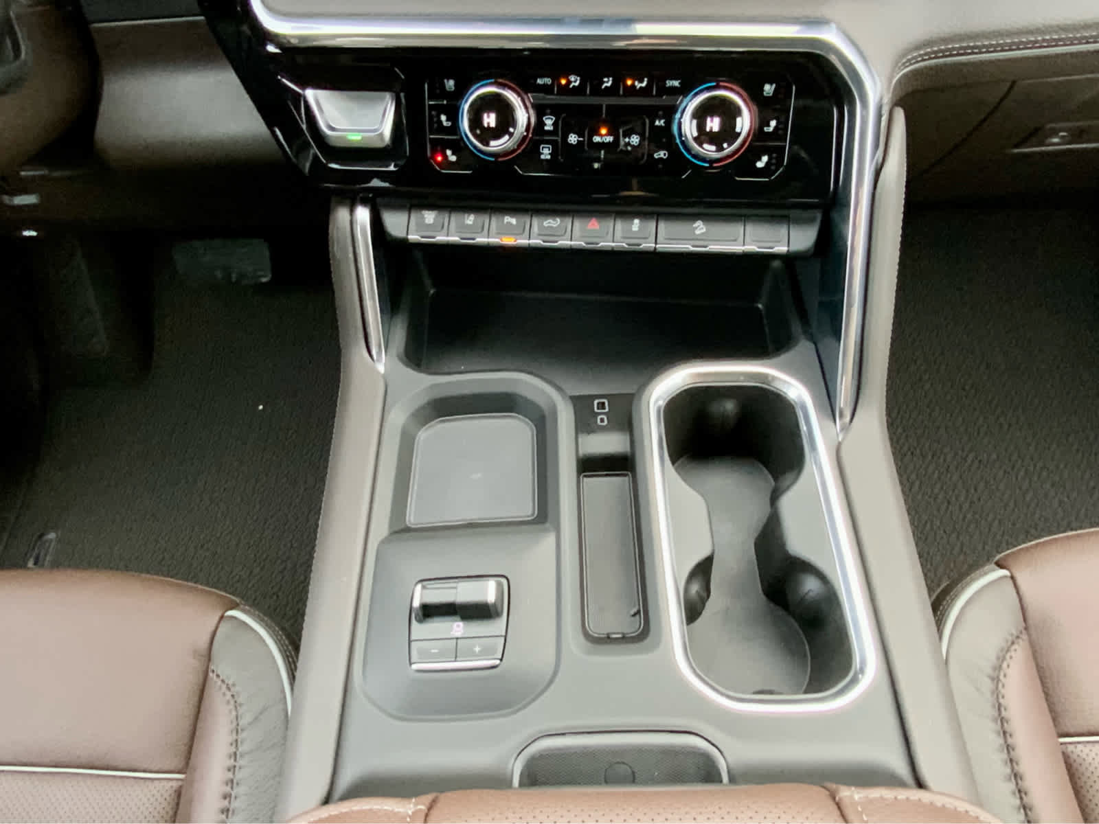 New 2026 GMC Sierra 3500 Denali w/ Technology Package image 49