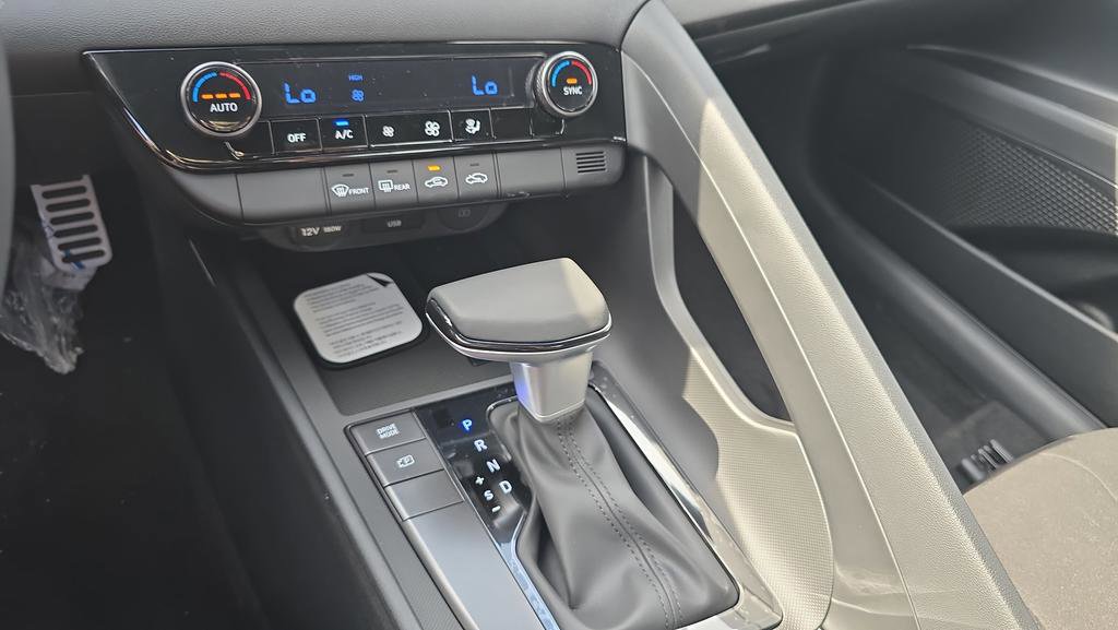 New 2026 Hyundai Elantra Sport FWD image 16