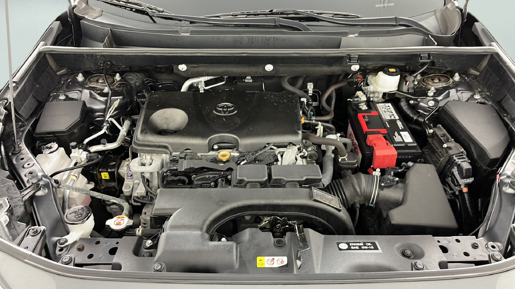 Used 2020 Toyota RAV4 LE w/ All Weather Liner Package AWD/4WD image 32