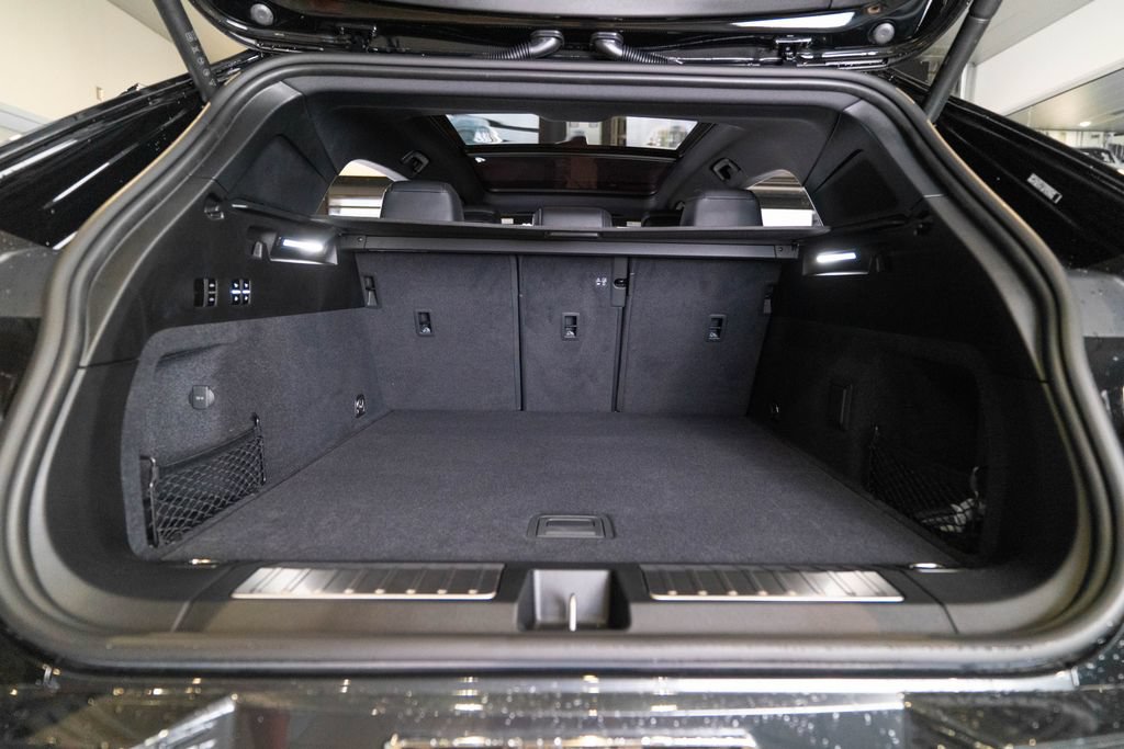 New 2026 Porsche Cayenne Electric AWD/4WD image 46