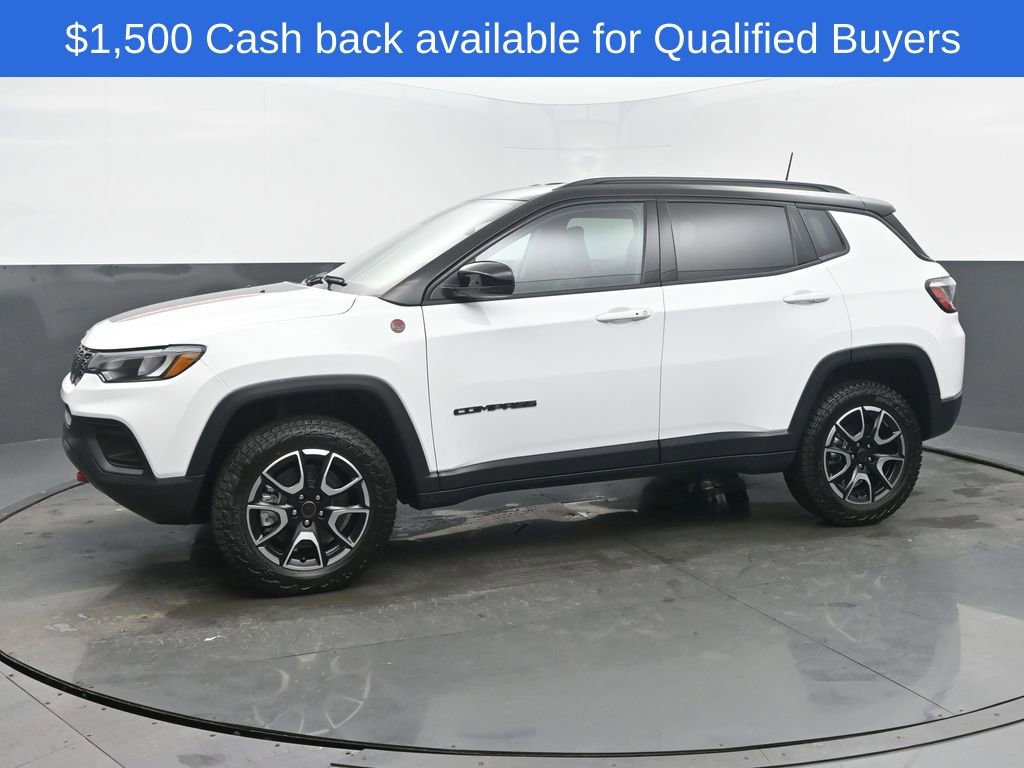 New 2026 Jeep Compass Trailhawk image 2