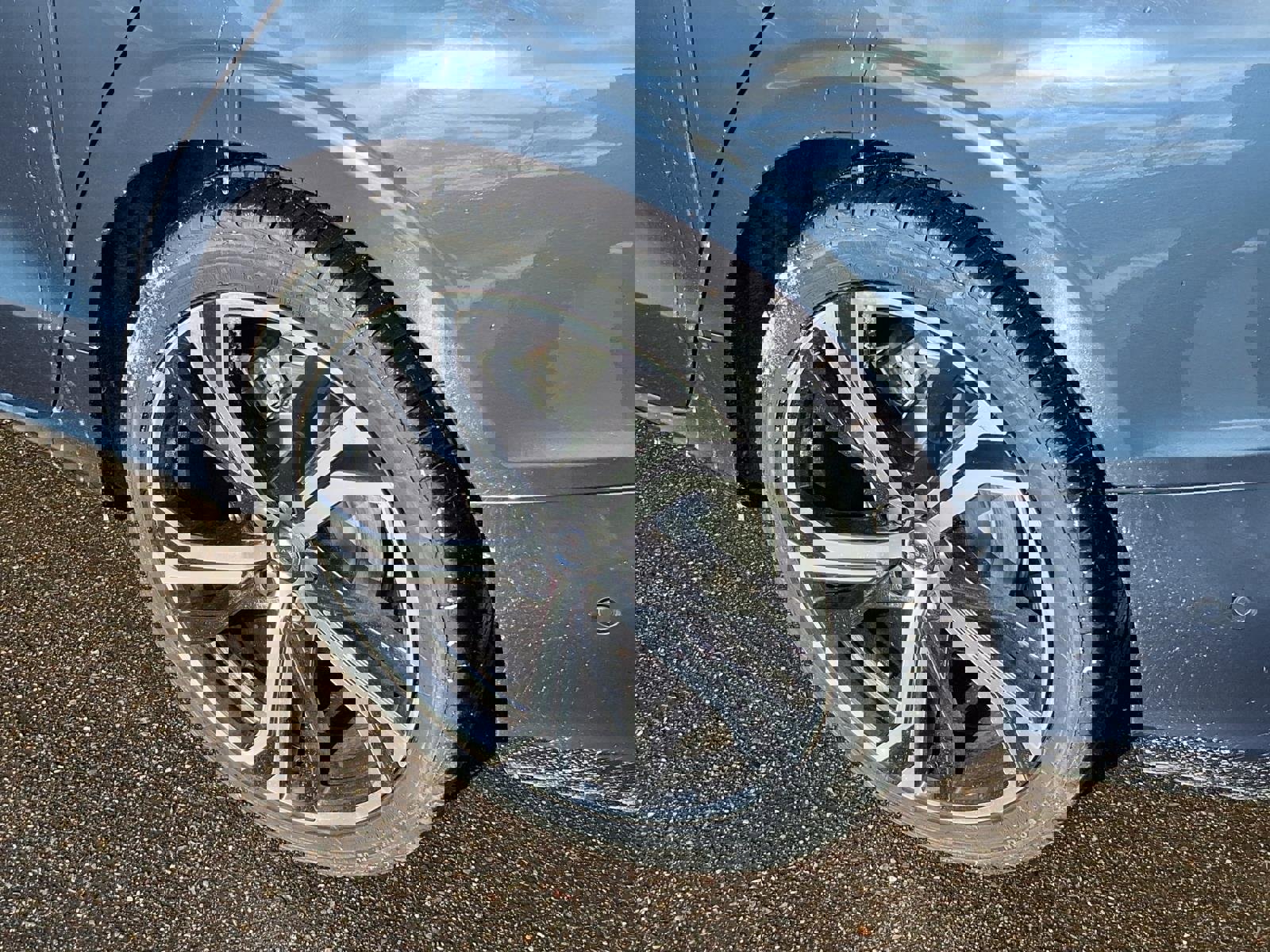 Used 2024 Volvo S60 B5 Plus image 24