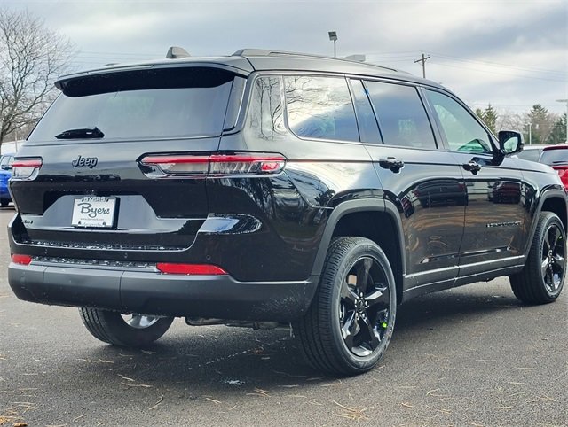 New 2025 Jeep Grand Cherokee L Laredo image 3