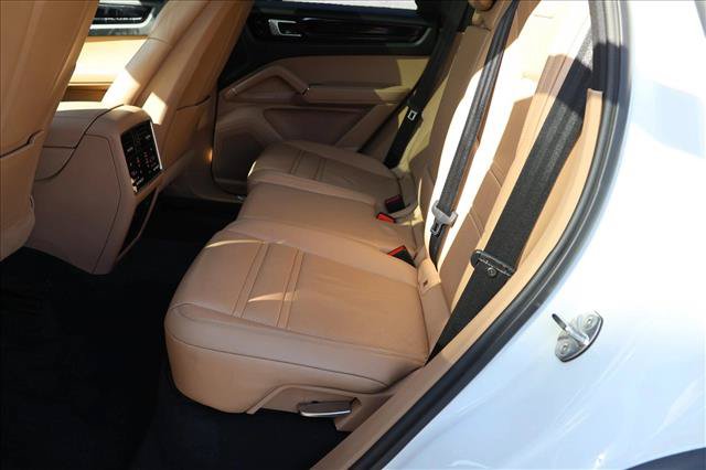 Used 2019 Porsche Cayenne AWD/4WD image 23