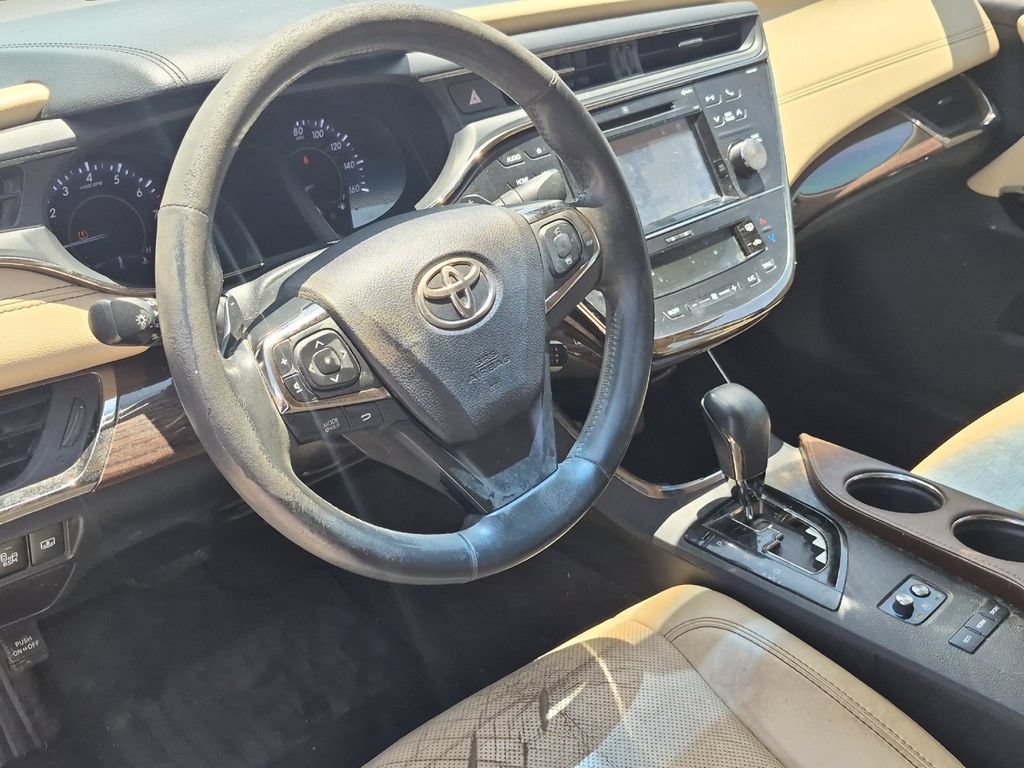 Used 2015 Toyota Avalon Limited FWD image 10