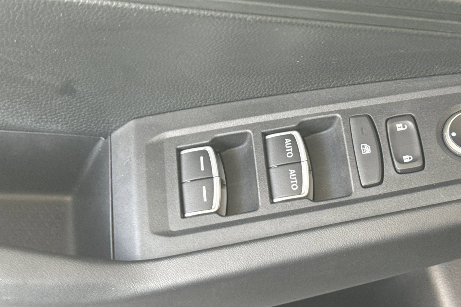 Certified 2023 Honda Accord LX image 13