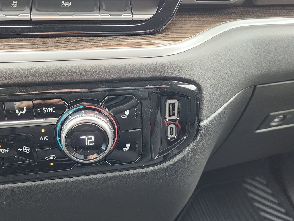 New 2026 GMC Sierra 1500 Elevation image 30