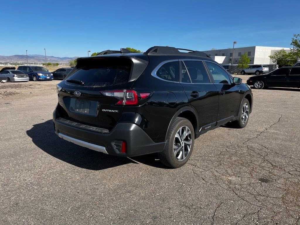 Used 2022 Subaru Outback Limited image 5