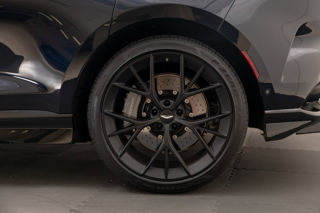 New 2025 Aston Martin DBX 707 image 39