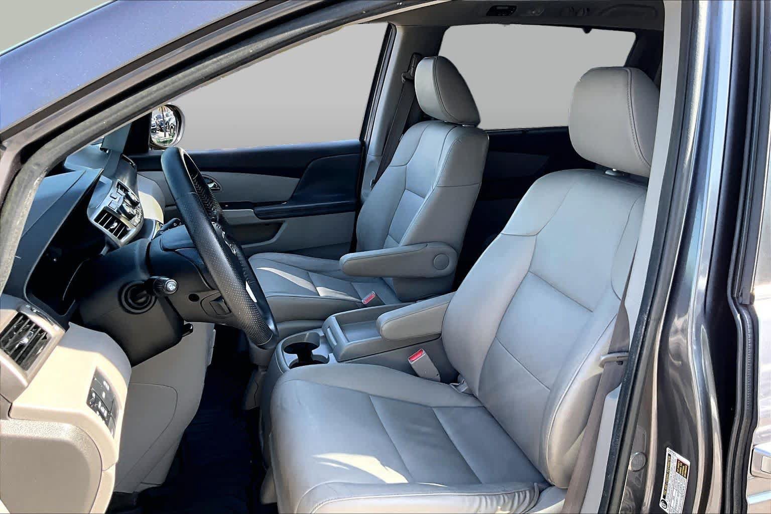 Used 2016 Honda Odyssey EX-L image 8