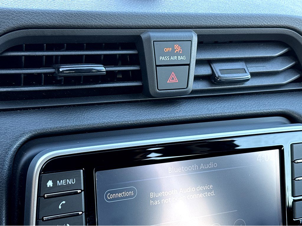 Used 2022 Nissan Versa S image 6