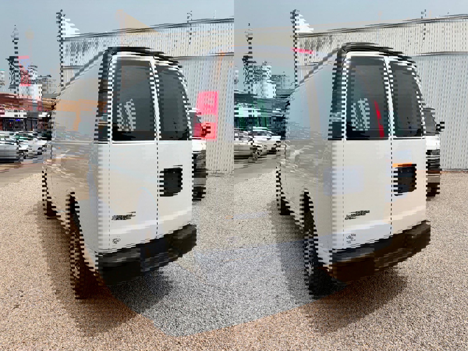 Used 2019 Chevrolet Express 3500 w/ Driver Convenience Package image 8