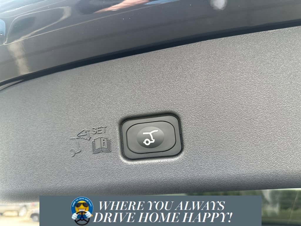 New 2026 Lincoln Nautilus Premier w/ Equipment Group 102A image 25