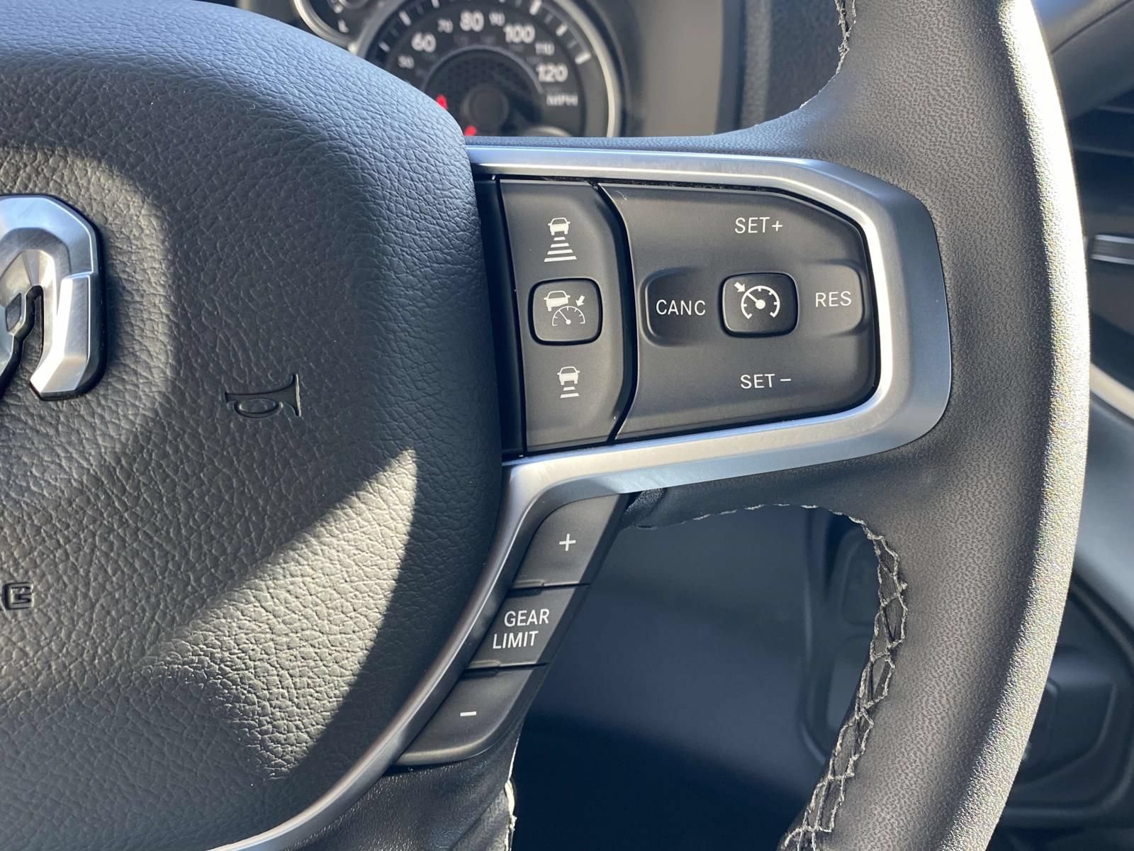 New 2026 RAM 2500 Big Horn AWD/4WD image 22