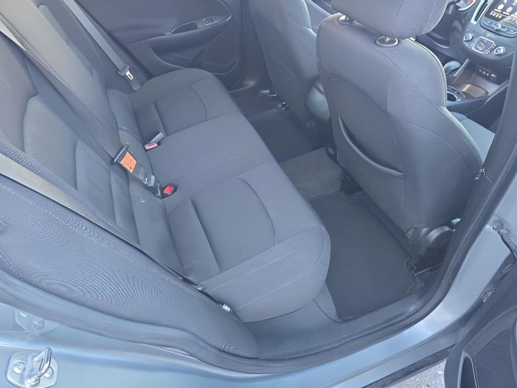 Used 2024 Chevrolet Malibu LS image 31