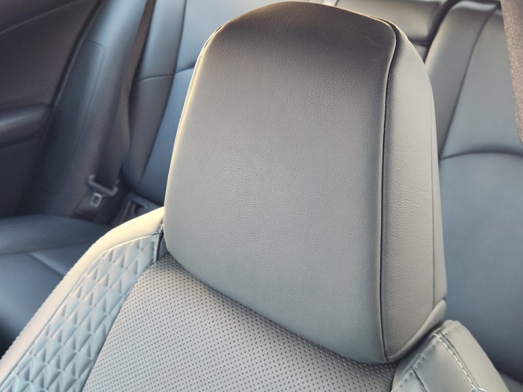 Used 2021 Lexus UX 200 w/ Premium Package FWD image 24