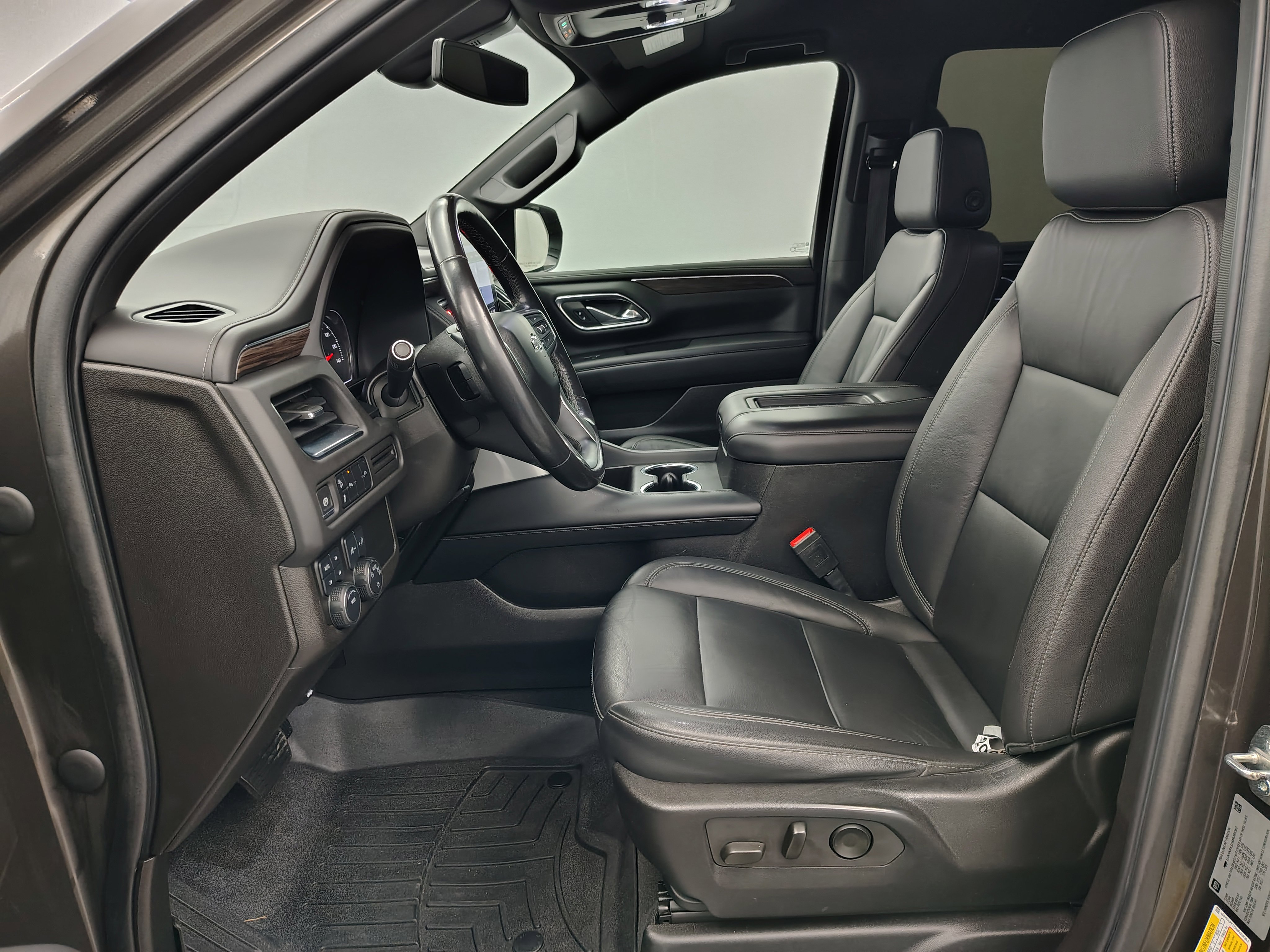 Used 2021 Chevrolet Tahoe Z71 image 26