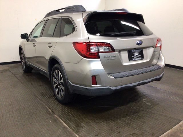 Used 2015 Subaru Outback 2.5i Limited AWD/4WD image 4