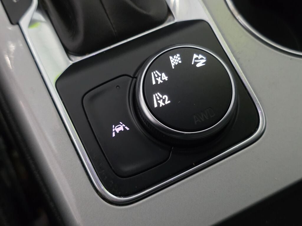 Used 2023 Chevrolet Blazer LT w/ Convenience Package AWD/4WD image 18