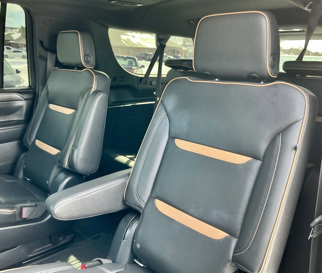 Used 2021 GMC Yukon XL AT4 w/ AT4 Premium Package image 34