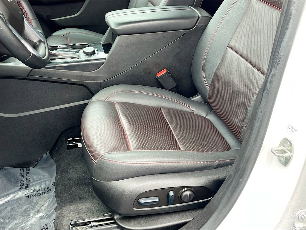 Used 2023 Chevrolet Blazer RS w/ Driver Confidence II Package image 20