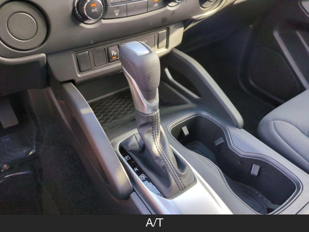 Used 2025 Nissan Frontier S RWD image 20